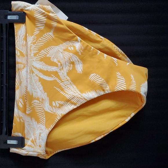 Robin Picone Chandy High Waist Bikini Size Medium - Picture 2 of 4